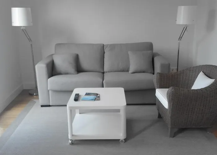 Larramendi Terrace Apartment